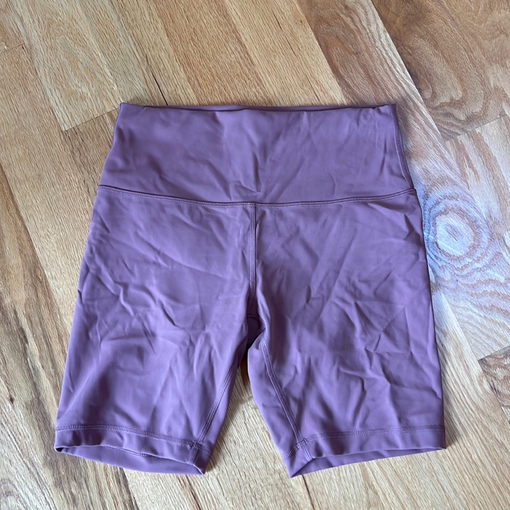 NWOT Lululemon bike shorts